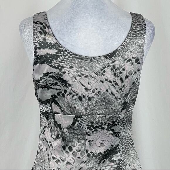 Boston Proper Gray Snake Print Whimsical Party Date BodyCon Dress NWOT Size 4 - Picture 6 of 13